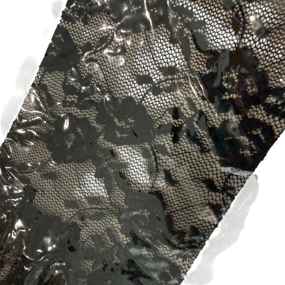 New Long Black Lace Gloves Costume Never Worn Cosplay Halloween Formal Elegant - Picture 4 of 9